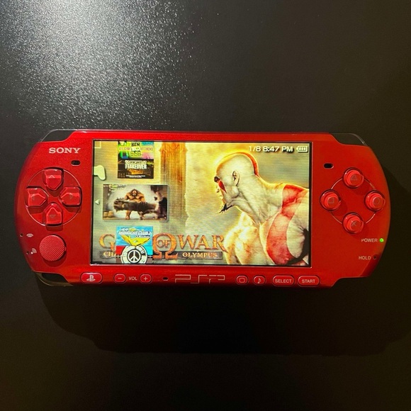 Sony Psp With Over 1000+ Games - Picture 5 of 9
